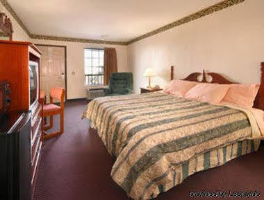 Days Inn By Wyndham Erick Exterior photo